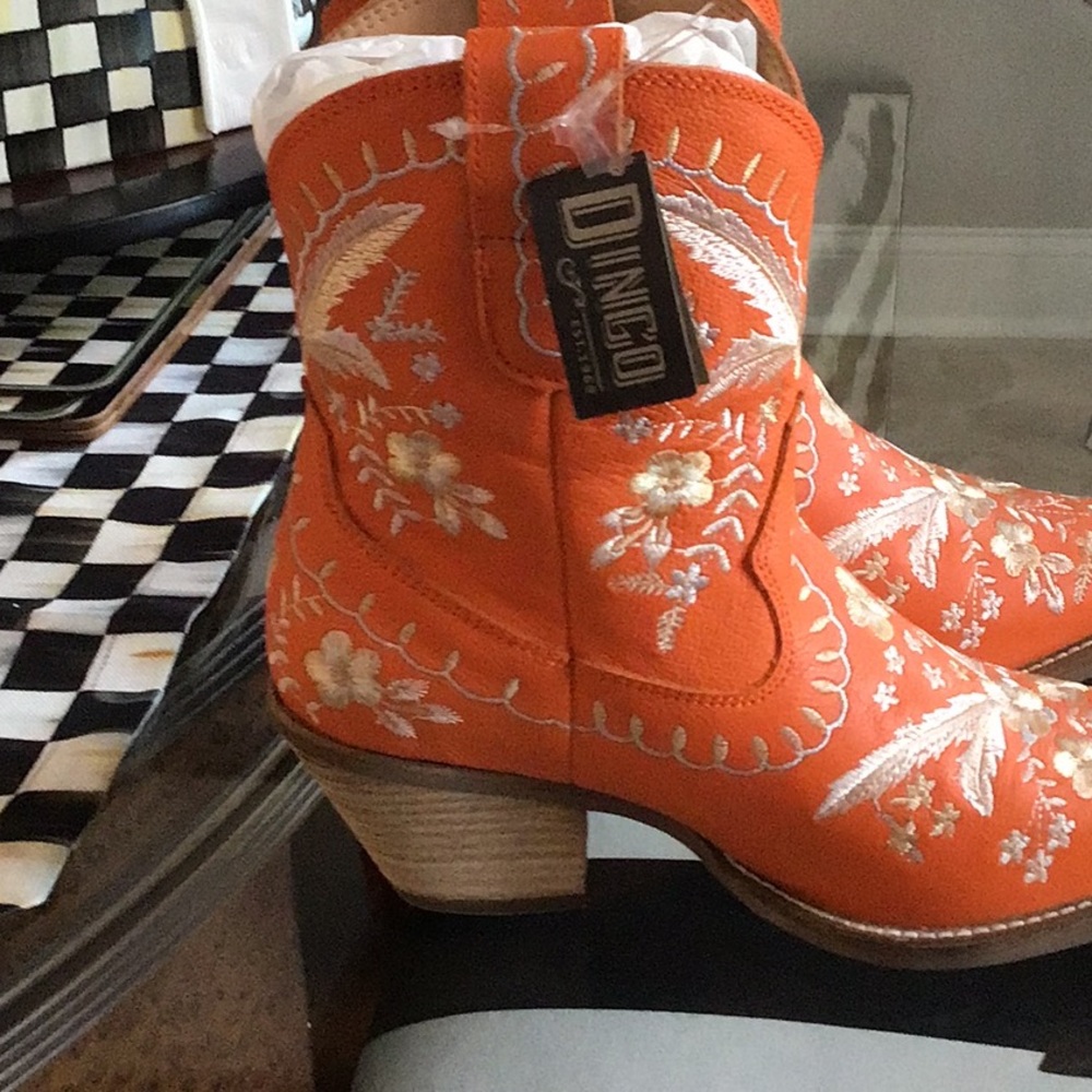 DINGO COWGIRL BOOTS